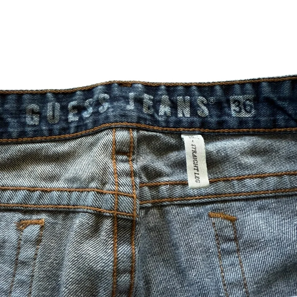 Guess Men's Classic Indigo Straight Jeans - Picture 3 of 4